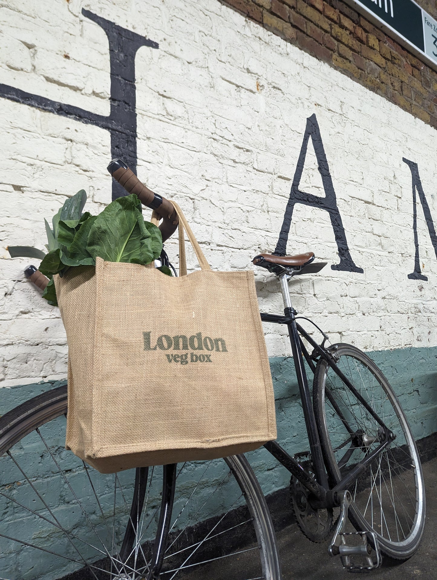 
                  
                    The Fruit & Veg Box
                  
                